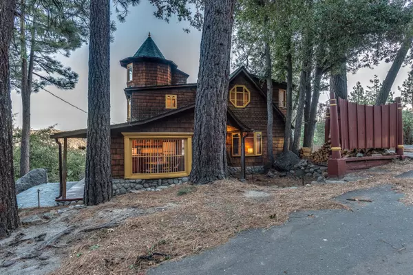 Idyllwild, CA 92549,53165 Mountain View DR