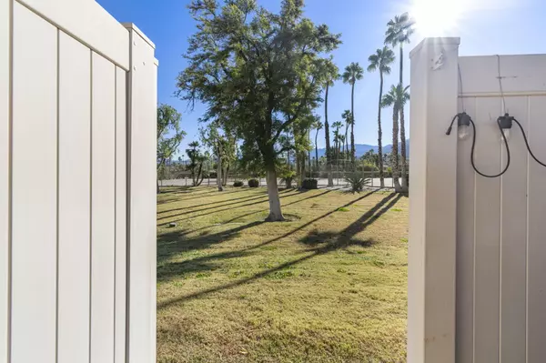 Palm Springs, CA 92262,1433 Sunflower CIR N