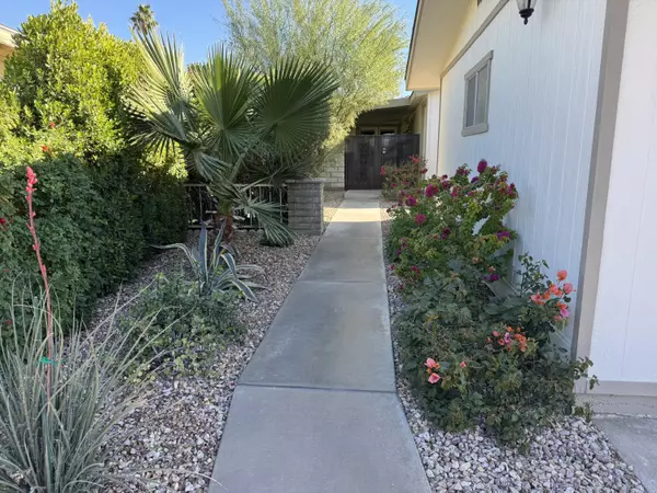 Thousand Palms, CA 92276,35050 Serenade