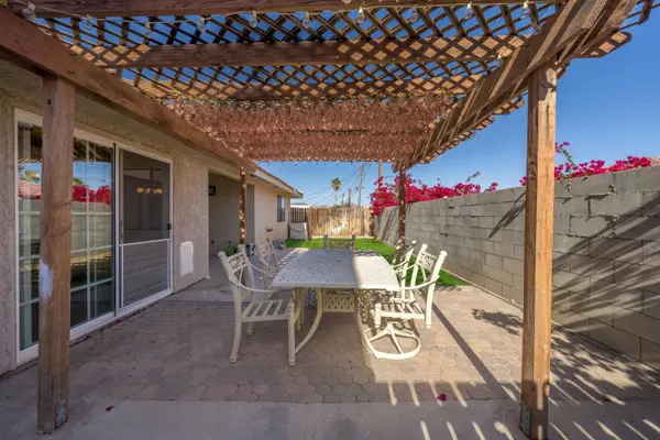 La Quinta, CA 92253,54080 Avenida Juarez