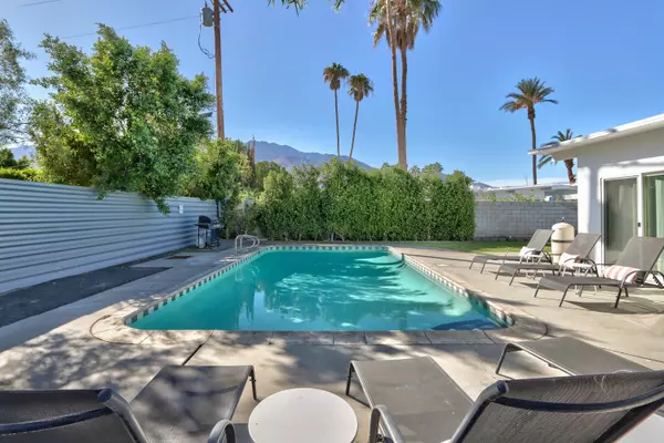 Palm Springs, CA 92262,697 N Farrell DR