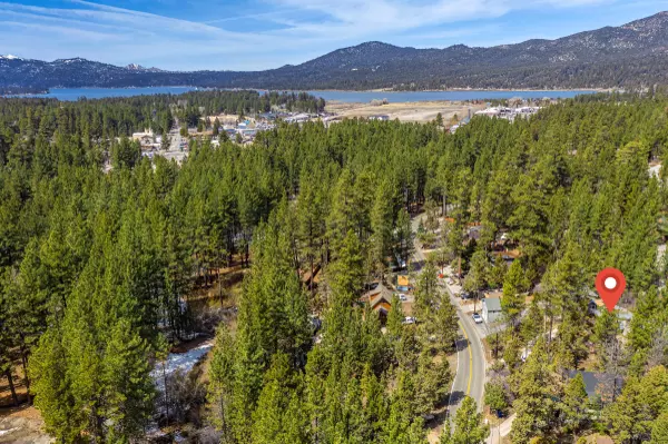 Big Bear Lake, CA 92315,469 Catalina RD