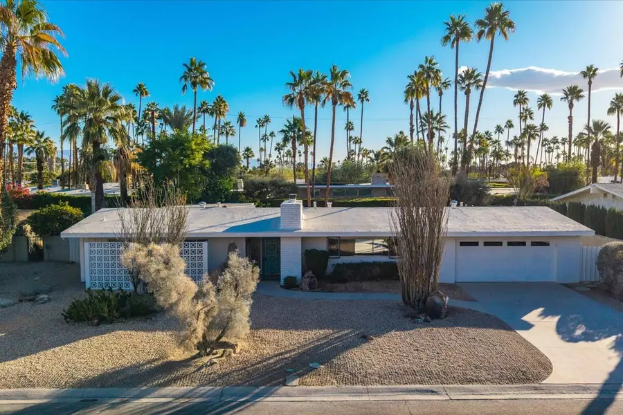 1120 S Paseo De Marcia, Palm Springs, CA 92264