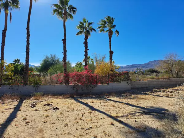 Palm Desert, CA 92260,73381 Haystack RD