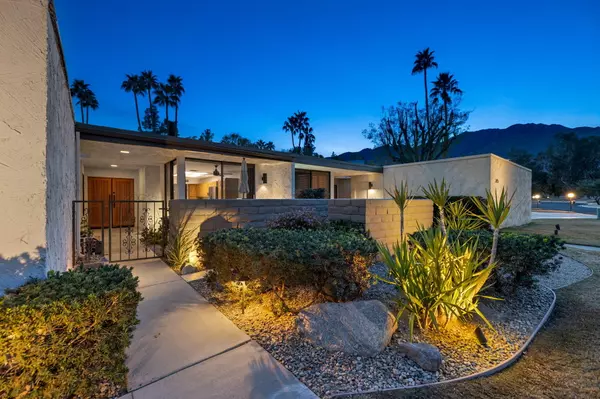 2427 Casitas WAY, Palm Springs, CA 92264