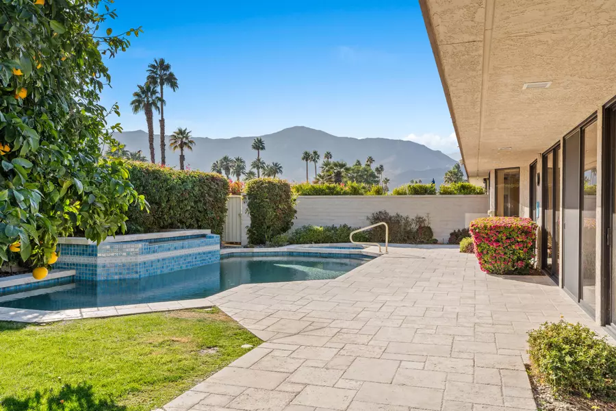 9 Mount Holyoke DR, Rancho Mirage, CA 92270