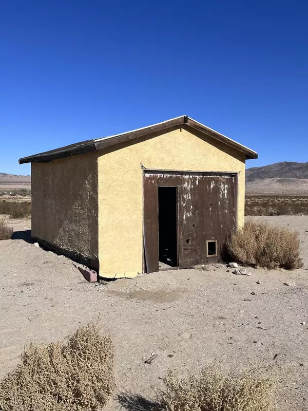 Johnson Valley, CA 92285,7404 Memory Lane