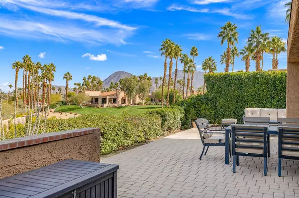 Palm Desert, CA 92260,48628 Sundrop CT