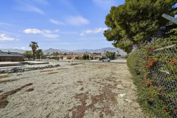 1844 Marguerite ST, Palm Springs, CA 92264