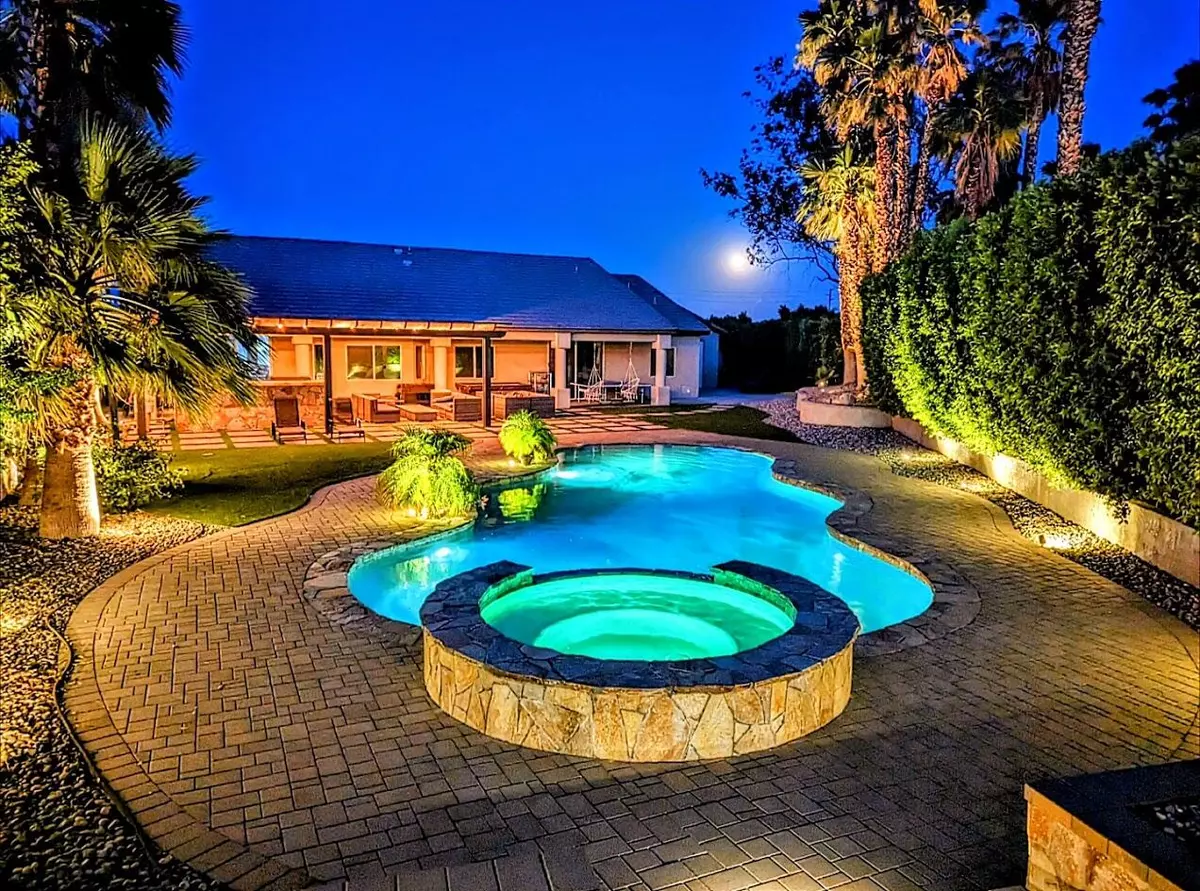 Cathedral City, CA 92234,28451 Avenida La VIS