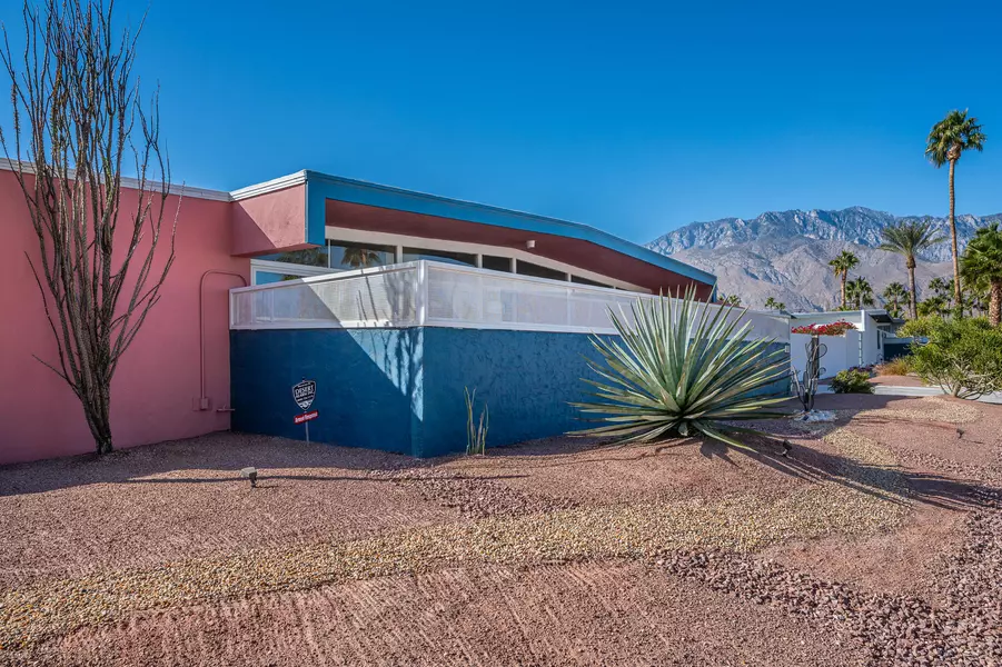 3555 E Camino Rojos, Palm Springs, CA 92262