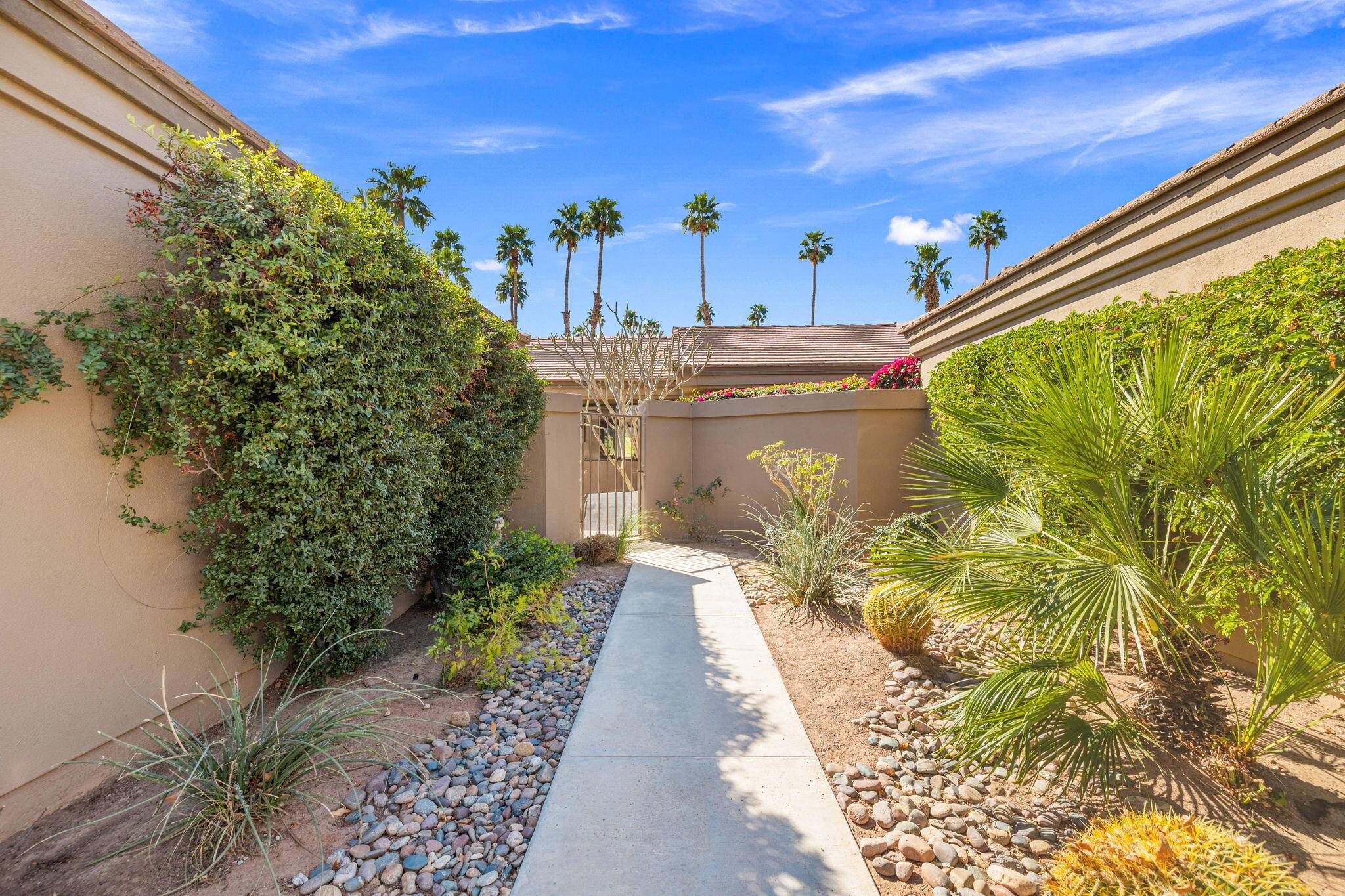 Palm Desert, CA 92211,76251 Poppy LN