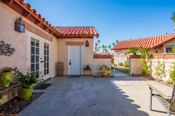 Palm Desert, CA 92211,112 Sarona CIR