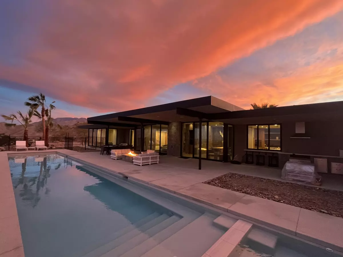 Palm Desert, CA 92260,71270 Oasis TRL