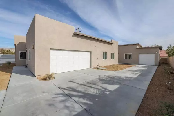Desert Hot Springs, CA 92240,66285 7th ST