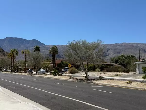 La Quinta, CA 92253,12345 Eisenhower Dr
