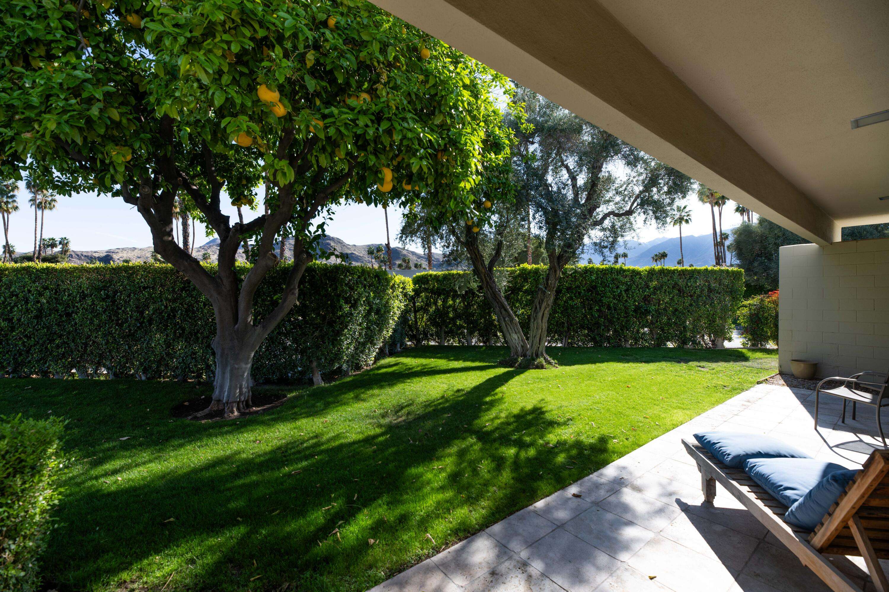 Palm Springs, CA 92264,189 Desert Lakes DR