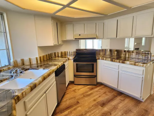 La Quinta, CA 92253,51910 Eisenhower DR