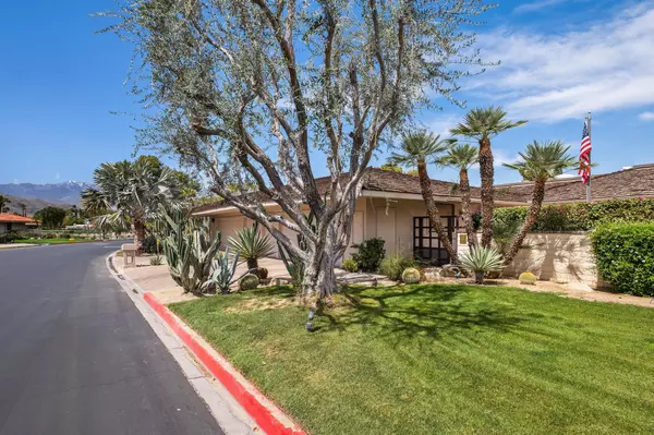 Rancho Mirage, CA 92270,70 Columbia DR