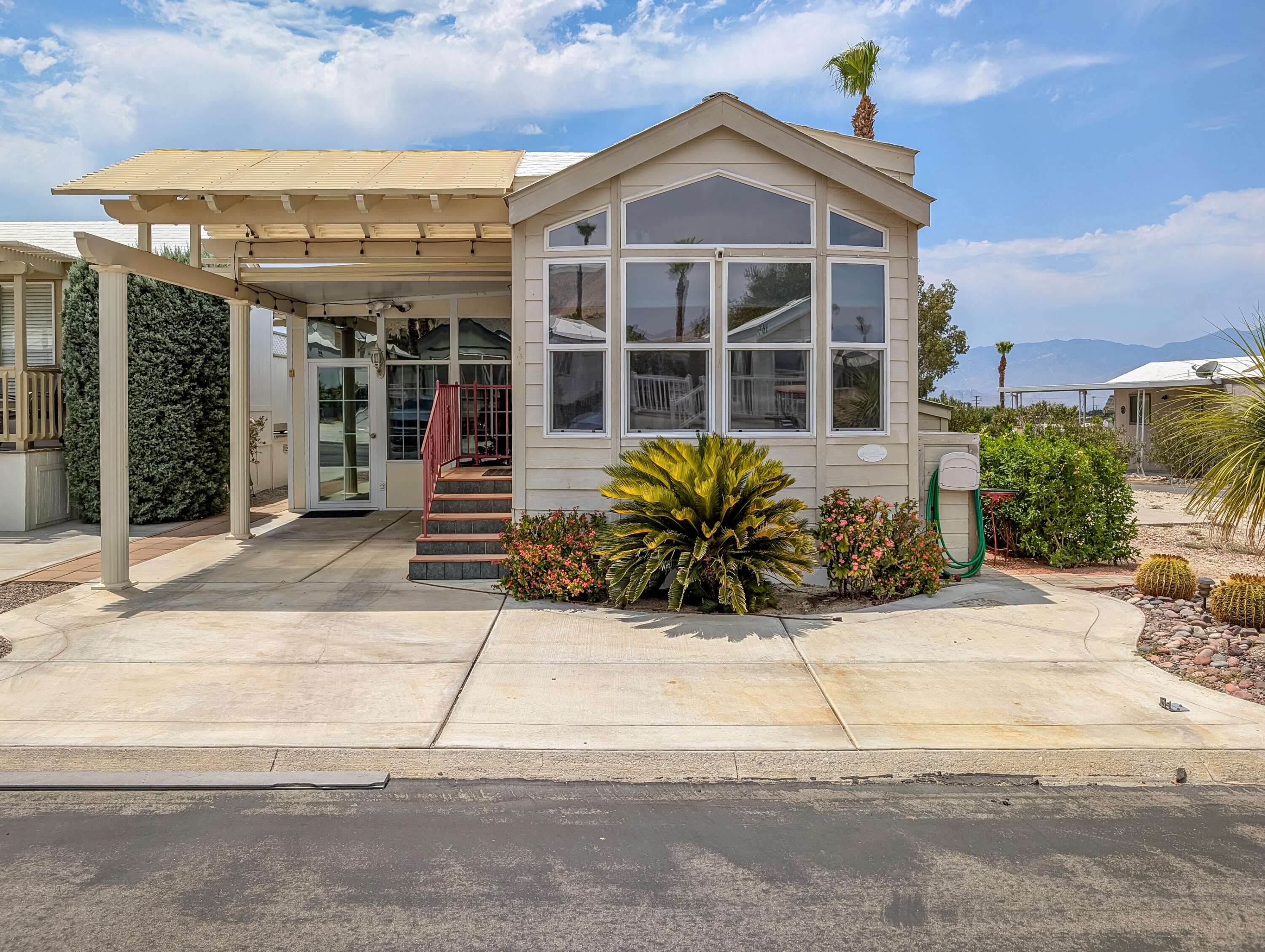 70200 Dillon RD #215, Desert Hot Springs, CA 92241