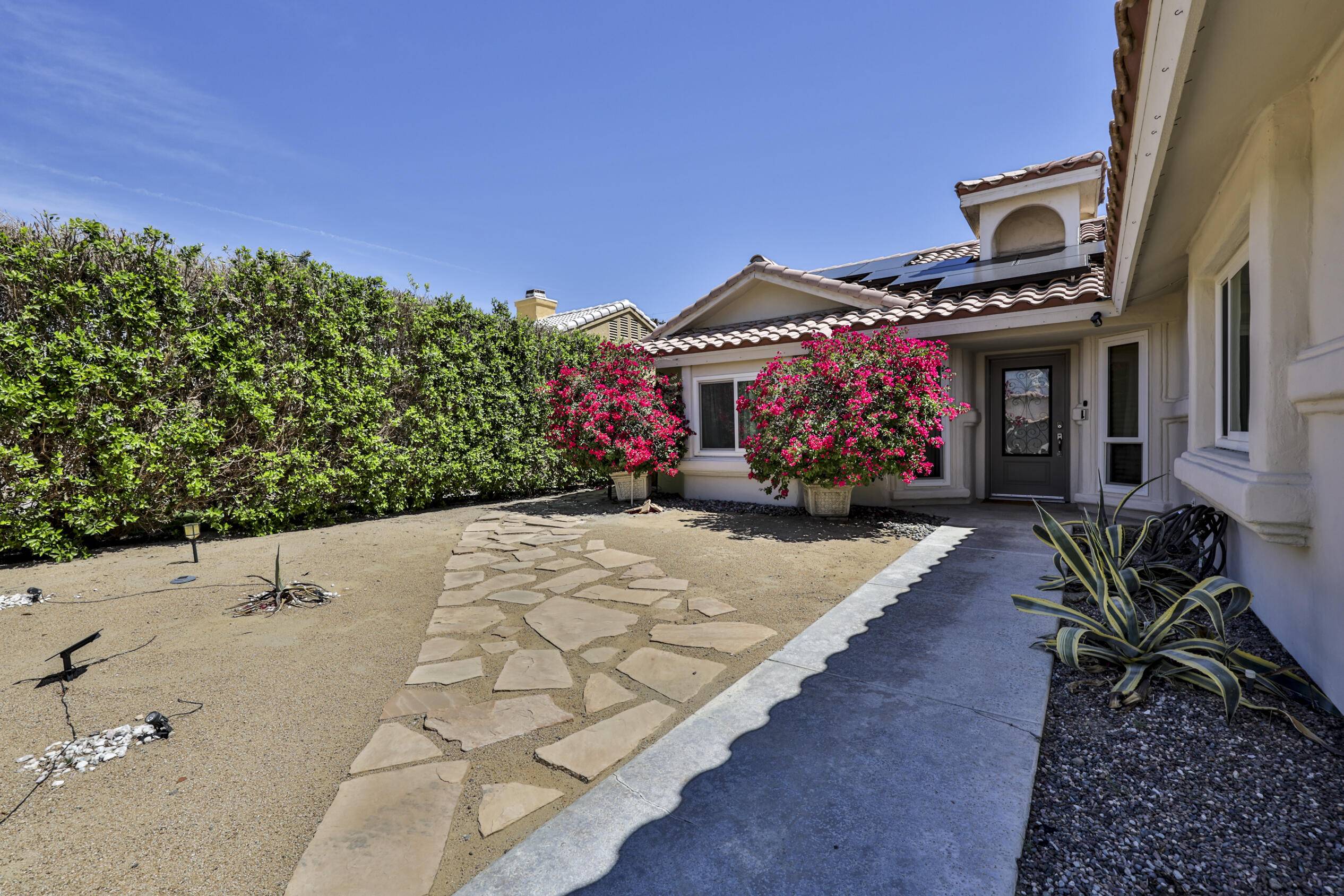 Cathedral City, CA 92234,30376 Avenida Alvera
