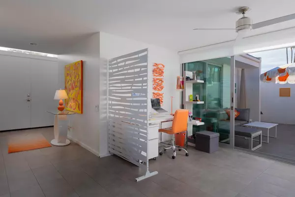 Palm Springs, CA 92264,120 Eastlake DR