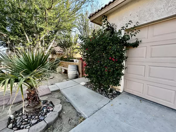 Desert Hot Springs, CA 92240,13569 Caliente DR