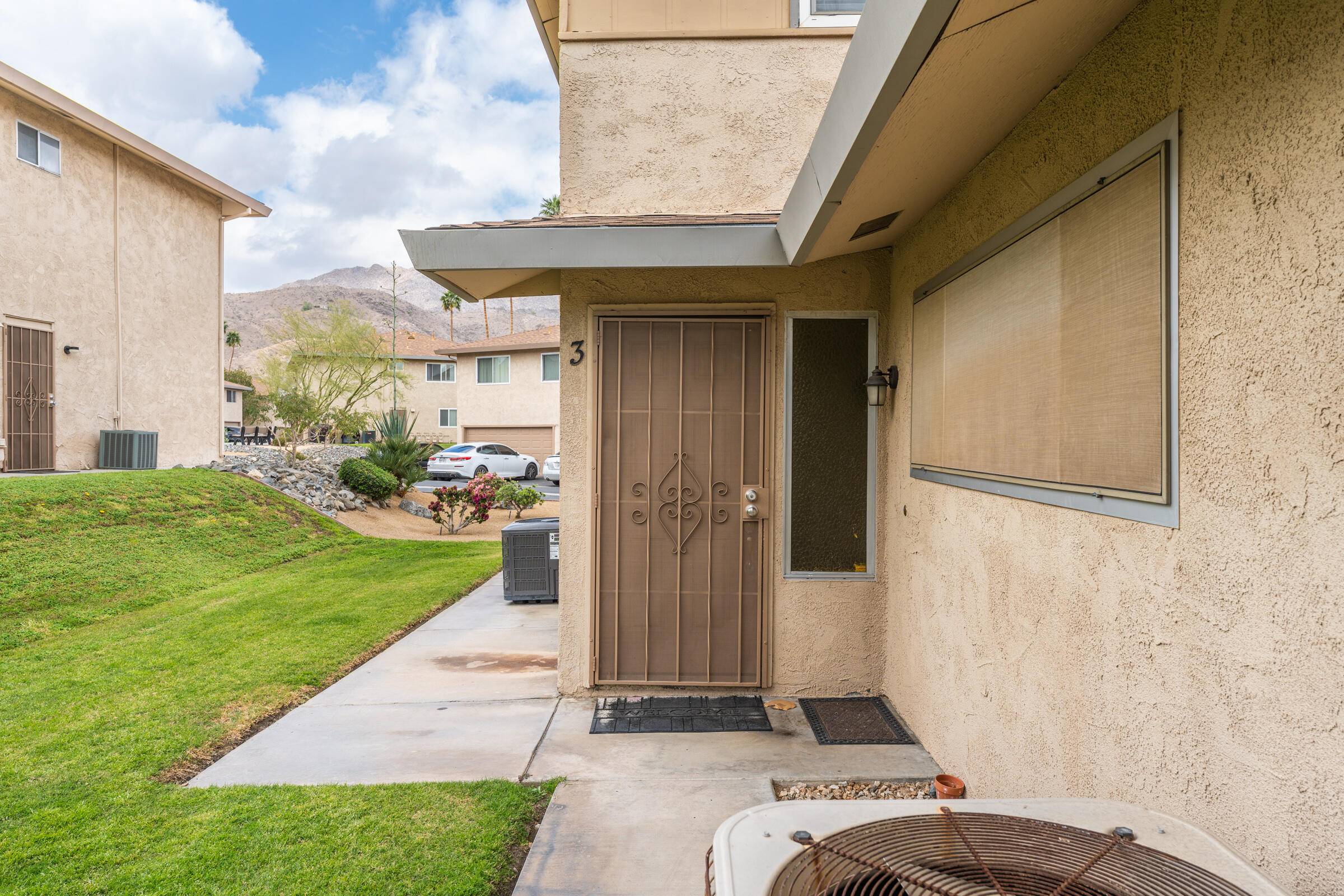 Palm Desert, CA 92260,46917 Highway 74 #3