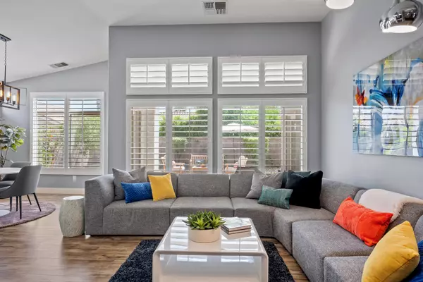 Palm Desert, CA 92211,78925 Champagne LN