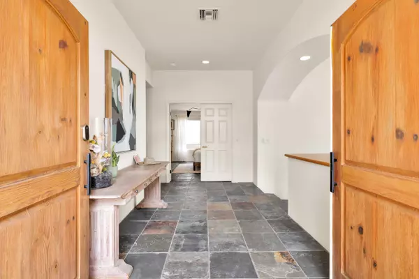 La Quinta, CA 92253,49810 Ave Montero