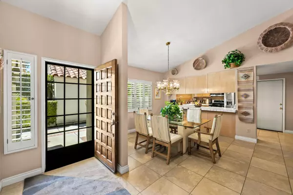Palm Desert, CA 92211,43870 Via Granada