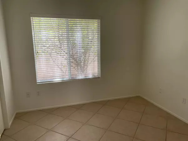 Palm Desert, CA 92211,78472 Glastonbury WAY