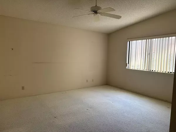 Palm Desert, CA 92260,54 Maximo WAY