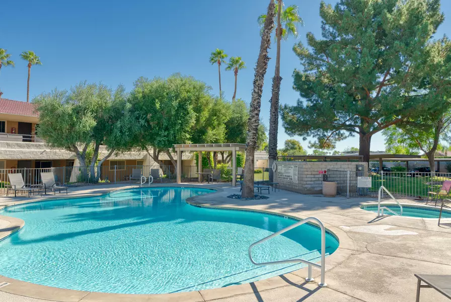 2800 Los Felices #107, Palm Springs, CA 92263