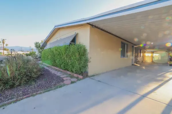 33321 Laura DR, Thousand Palms, CA 92276