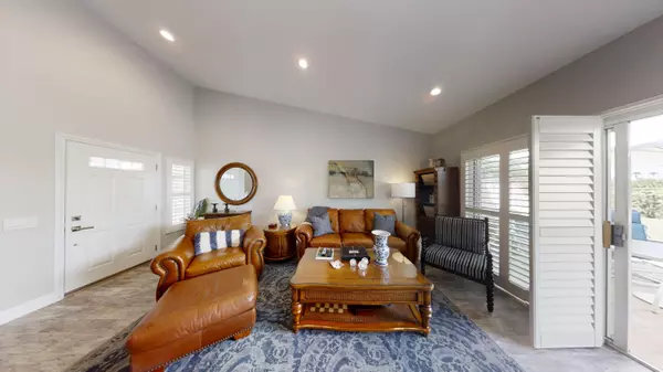 Palm Desert, CA 92211,208 Desert Falls DR E