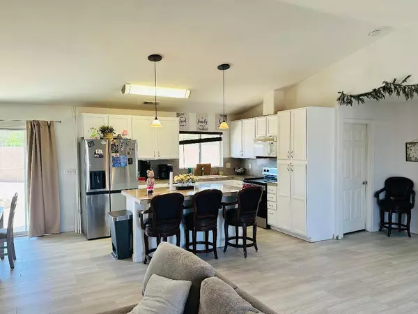 Thermal, CA 92274,1490 Catalina AVE