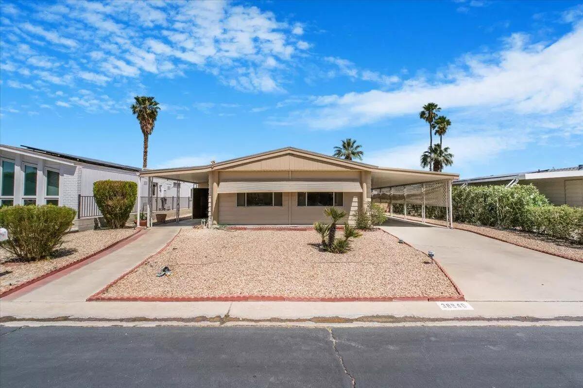 Palm Desert, CA 92260,38840 Desert Greens DR E