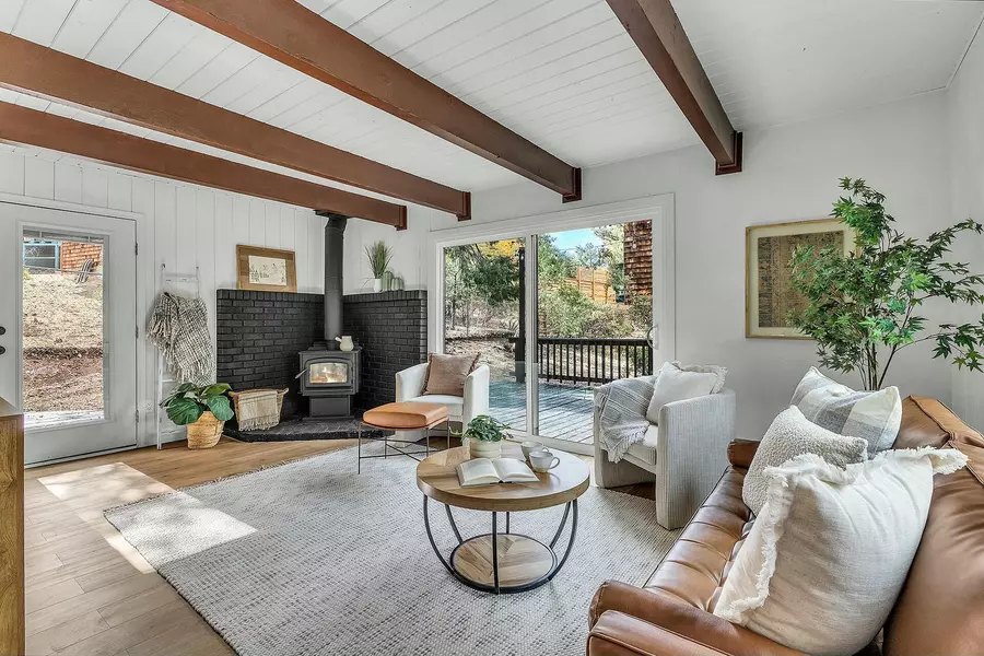 52895 Cedar DR, Pine Cove, CA 92549