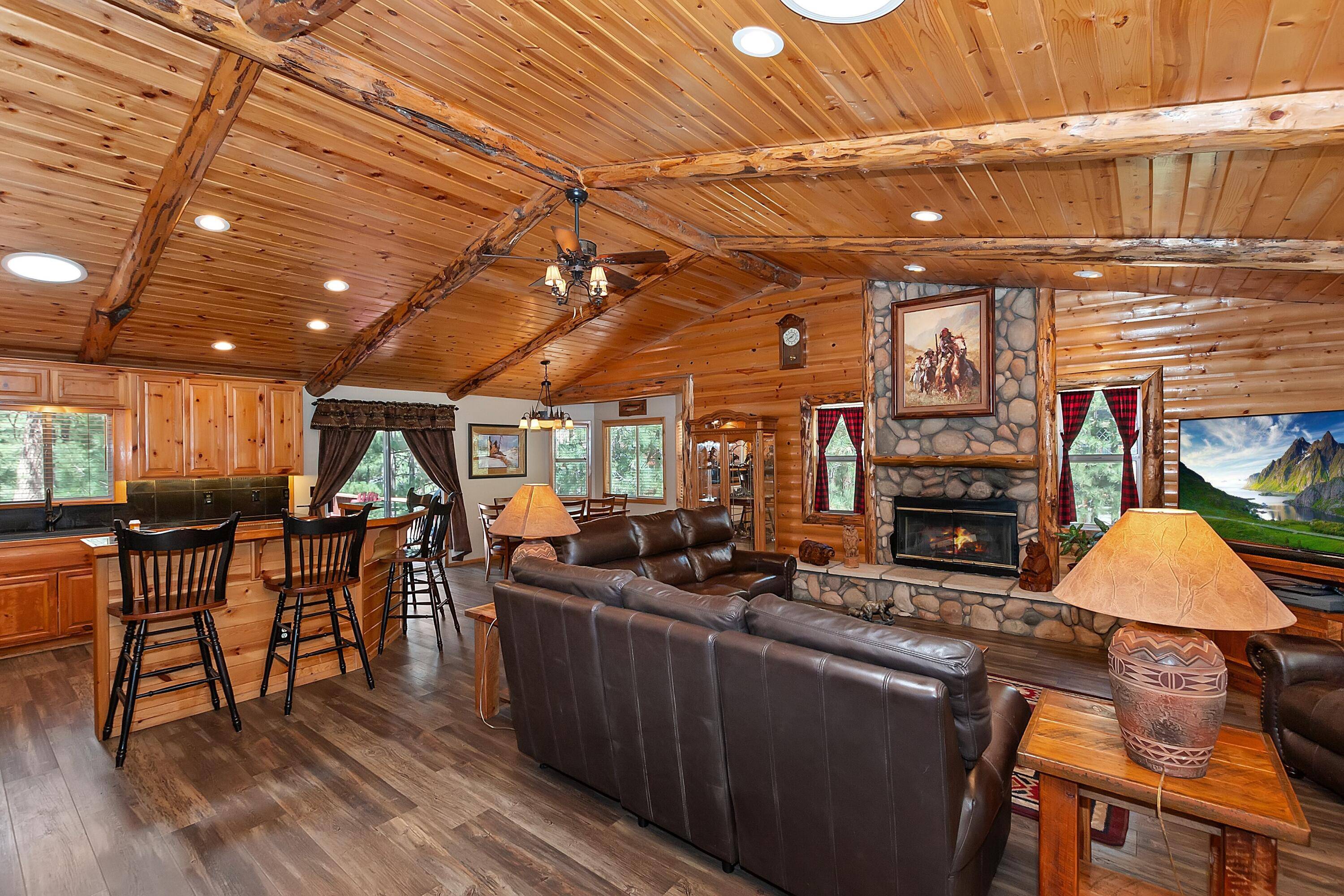Big Bear City, CA 92314,508 Pinewood CT