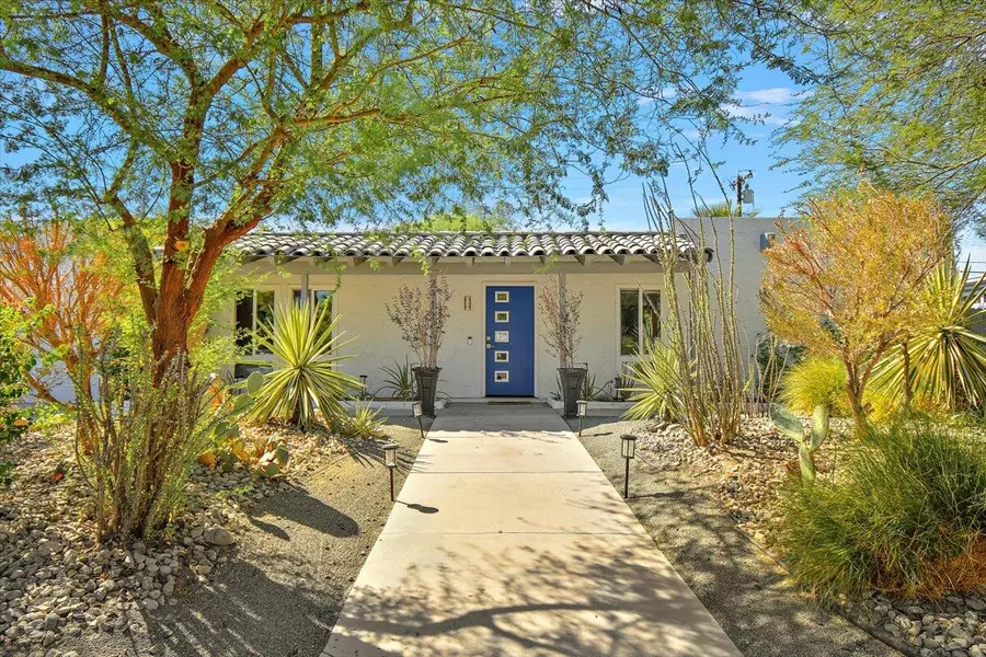 2911 N Cypress RD, Palm Springs, CA 92262