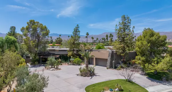 Palm Desert, CA 92260,73297 Grapevine ST