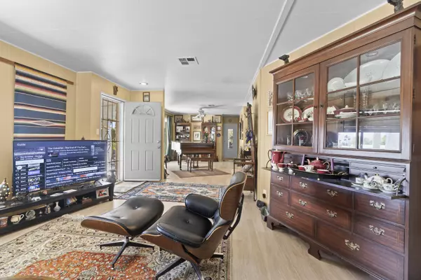 Thousand Palms, CA 92276,33490 Carlsbad CIR