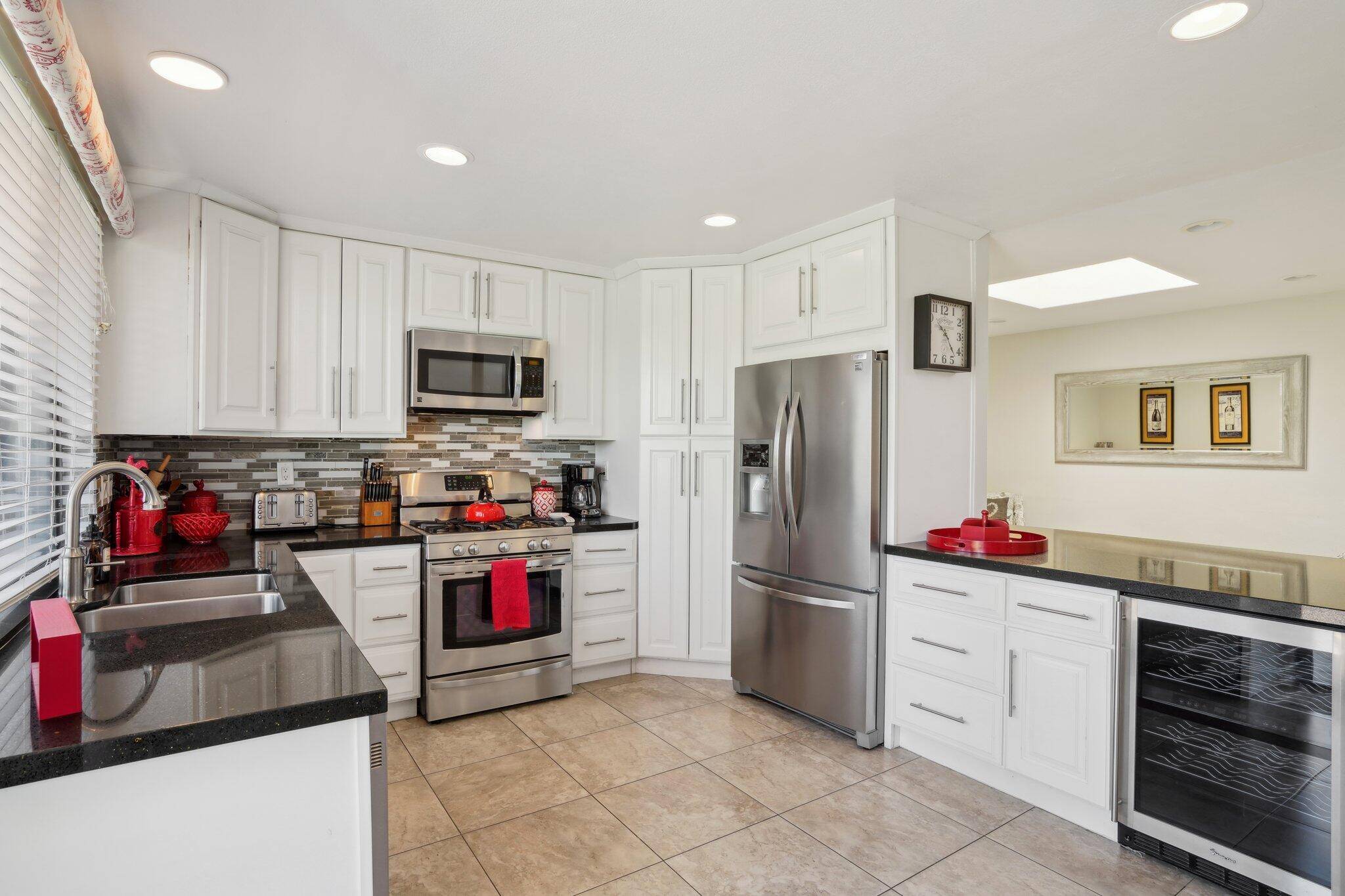 436 S Sierra Madre, Palm Desert, CA 92260