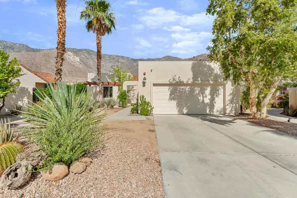 Palm Springs, CA 92264,2896 Medina CT