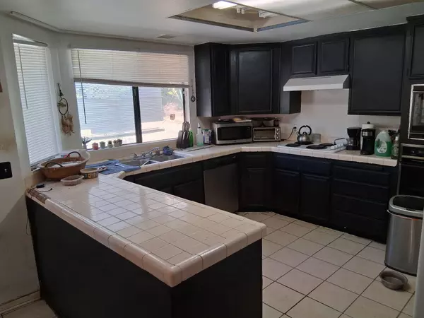 Palm Springs, CA 92262,2151 N Farrell