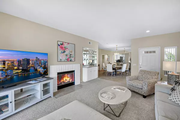 Palm Desert, CA 92211,654 Vista Lago CIR N