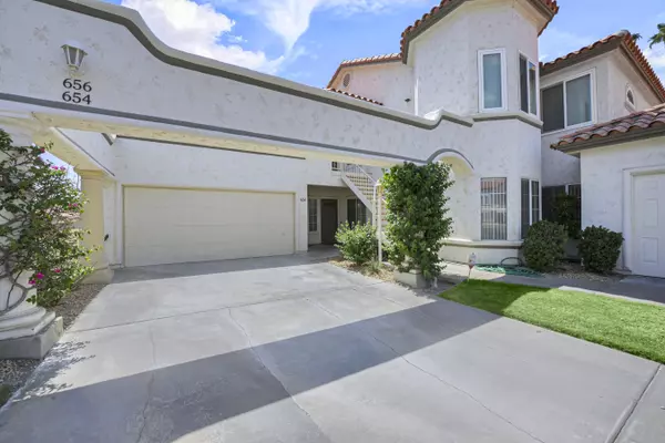 Palm Desert, CA 92211,654 Vista Lago CIR N