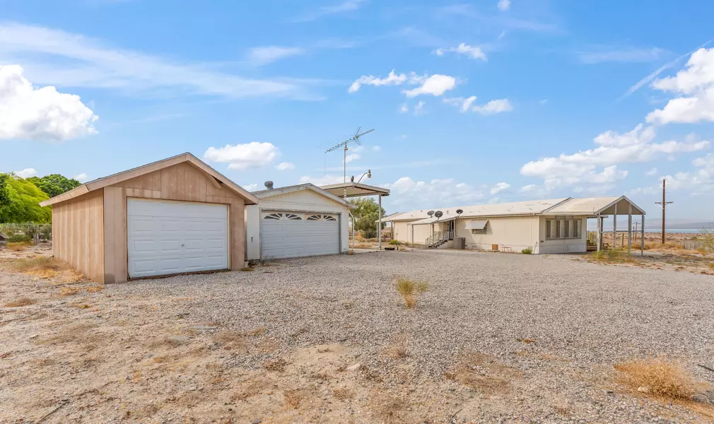 101815 Sea Breeze DR, Mecca, CA 92254