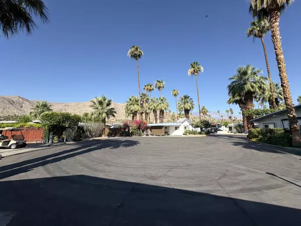 Rancho Mirage, CA 92270,70260 Highway 111 #148